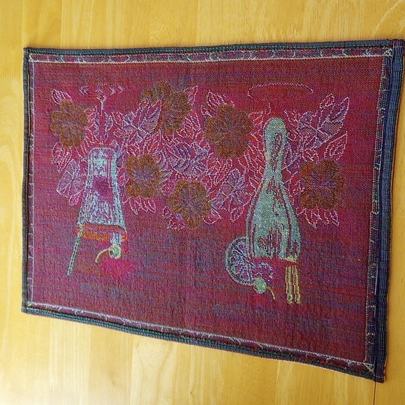 Tapestry Placemat - (Shows Mai Tai & Singapore Sling Cocktails) - Picture 5 of 6